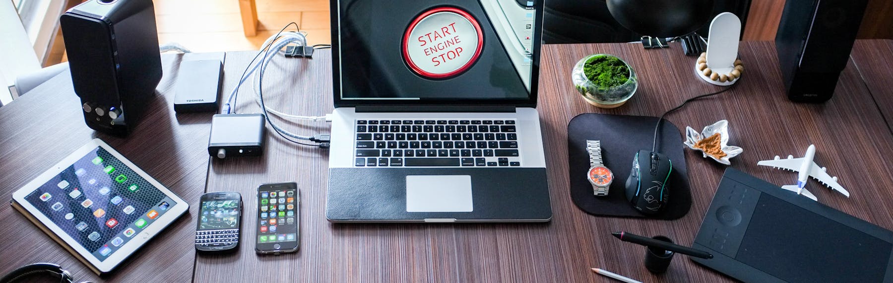 Thiết Bị Công Nghệ